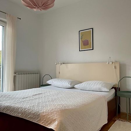 Apartment Capitano Слатине Екстер'єр фото