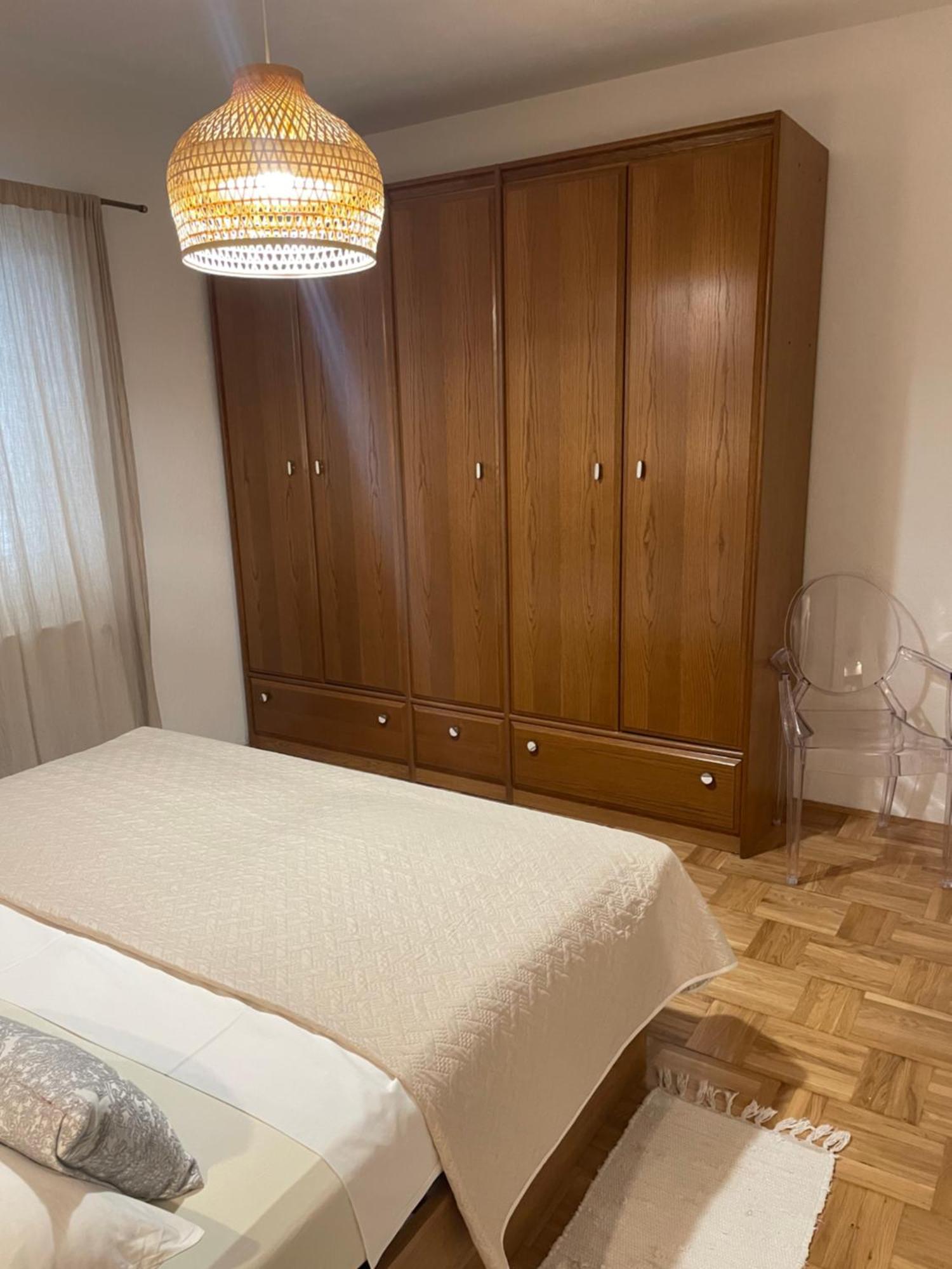 Apartment Capitano Слатине Екстер'єр фото